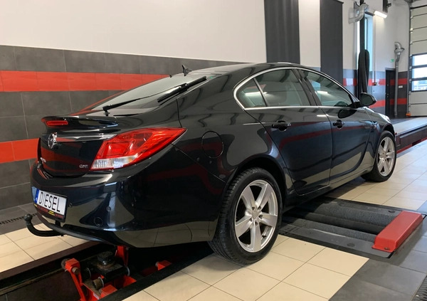 Opel Insignia cena 25900 przebieg: 240000, rok produkcji 2013 z Szlichtyngowa małe 106